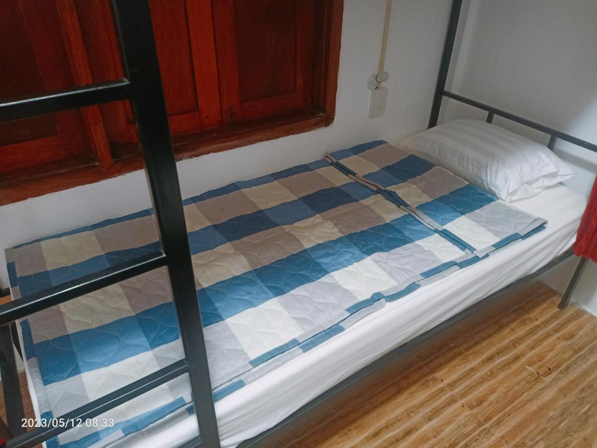 Aurora Backpackers Hostel Luang Prabang Luaran gambar