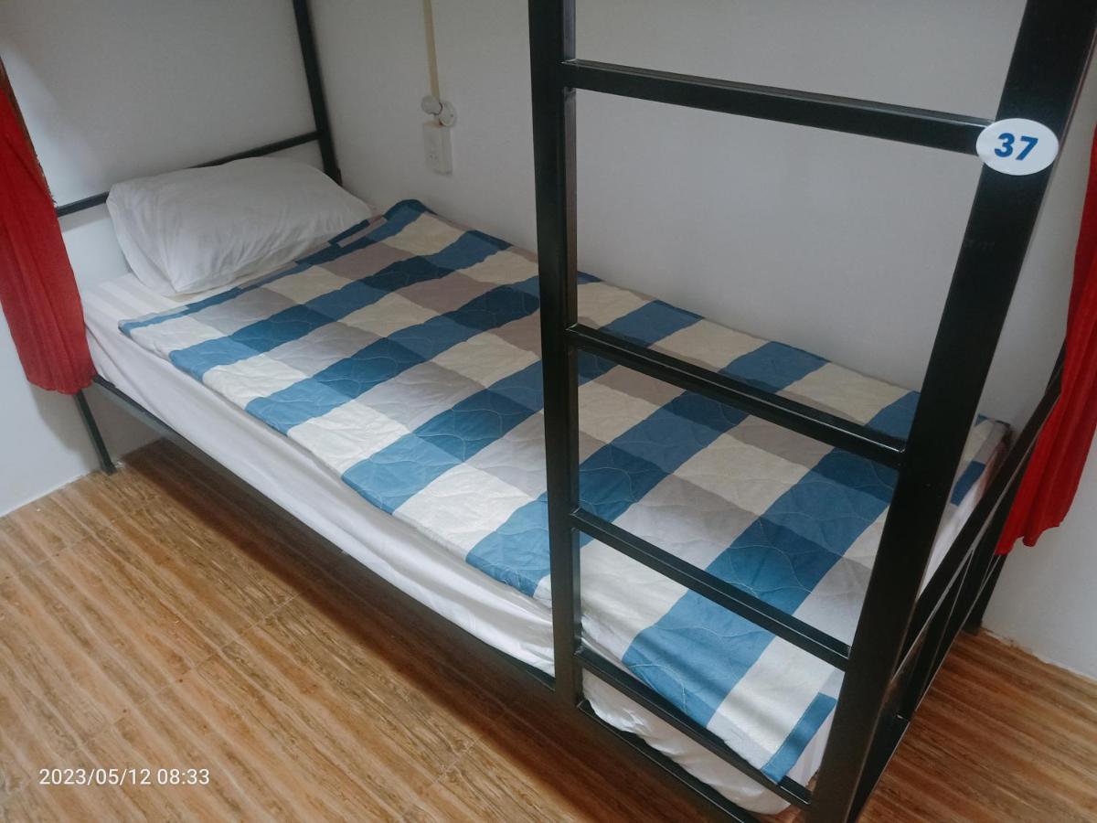 Aurora Backpackers Hostel Luang Prabang Luaran gambar