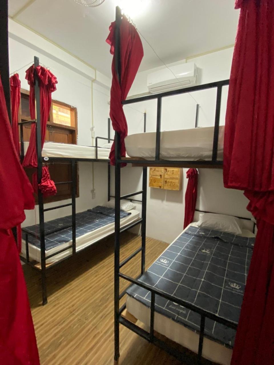 Aurora Backpackers Hostel Luang Prabang Luaran gambar