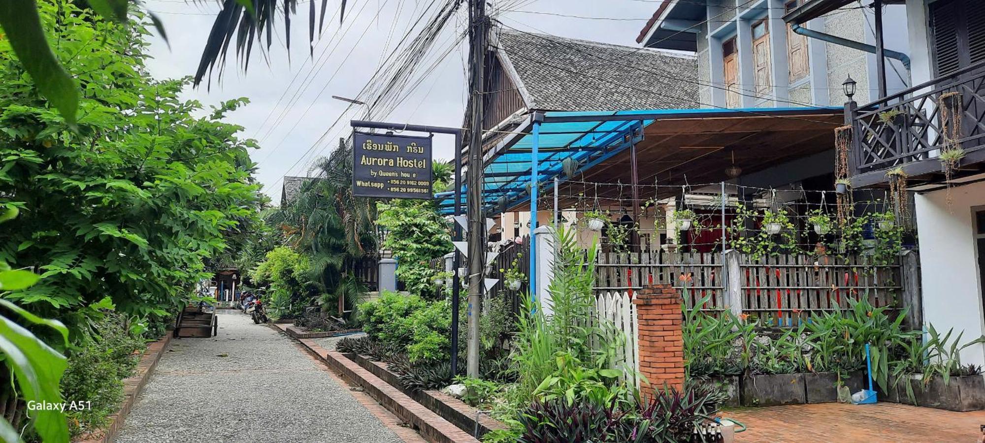 Aurora Backpackers Hostel Luang Prabang Luaran gambar