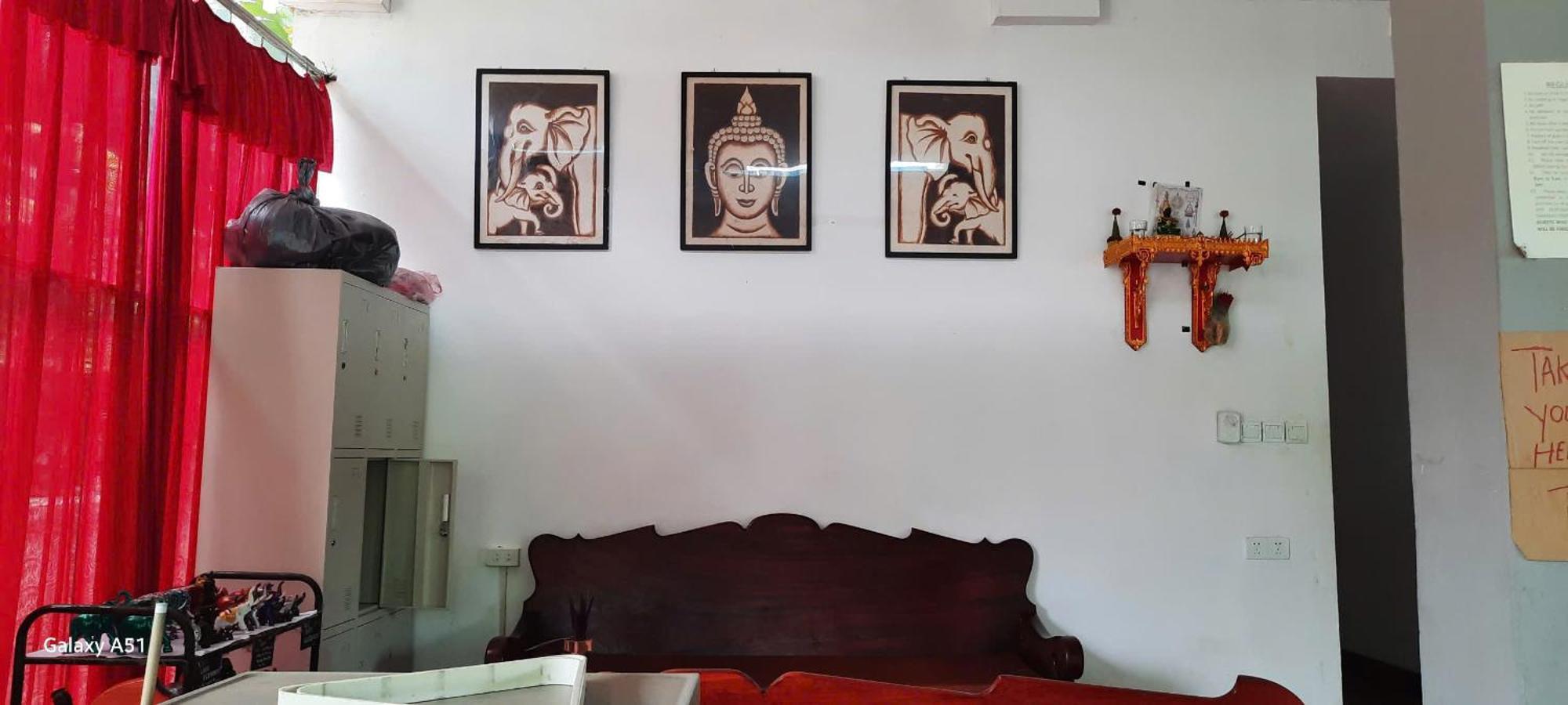 Aurora Backpackers Hostel Luang Prabang Luaran gambar